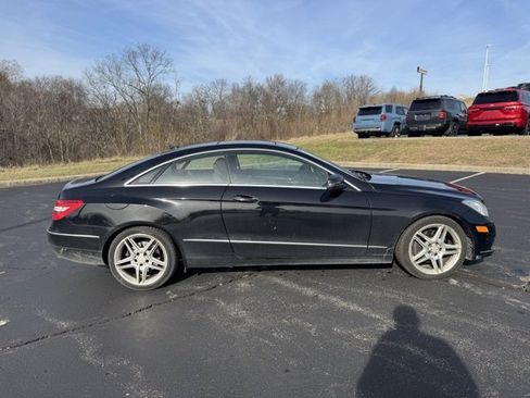 Used 2013 Mercedes-Benz E 350 4MATIC Coupe image 2