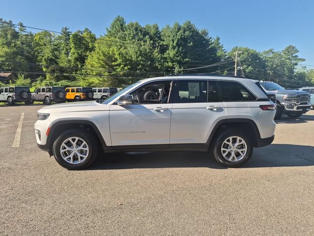 Used 2022 Jeep Grand Cherokee Limited AWD/4WD image 9