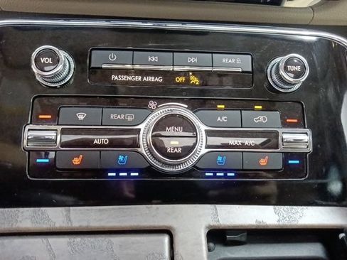 Used 2024 Lincoln Navigator Reserve AWD/4WD image 25