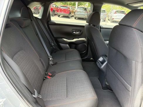 Used 2025 Honda HR-V Sport image 19