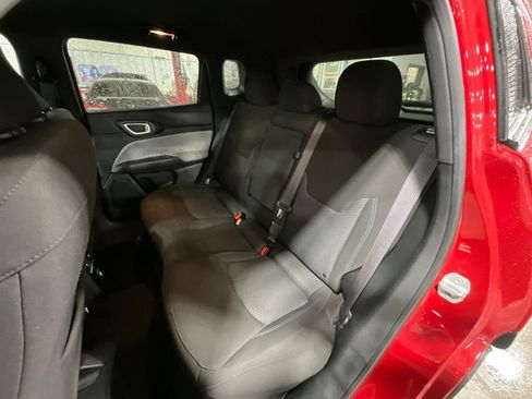 Used 2023 Jeep Compass Sport AWD/4WD image 20