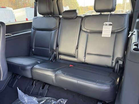 New 2025 Ford Expedition Max Platinum w/ Stealth Performance Package image 15
