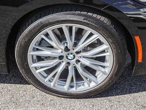 Certified 2023 BMW 330i Sedan w/ Driving Assistance Package image 9