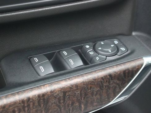 Used 2023 GMC Sierra 3500 Denali w/ Denali Ultimate Package image 15