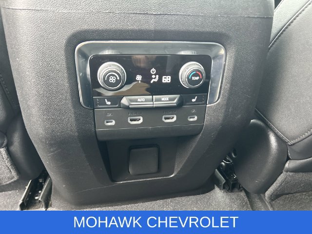 Used 2023 Chevrolet Tahoe Z71 w/ Z71 Off-Road Package AWD/4WD image 30