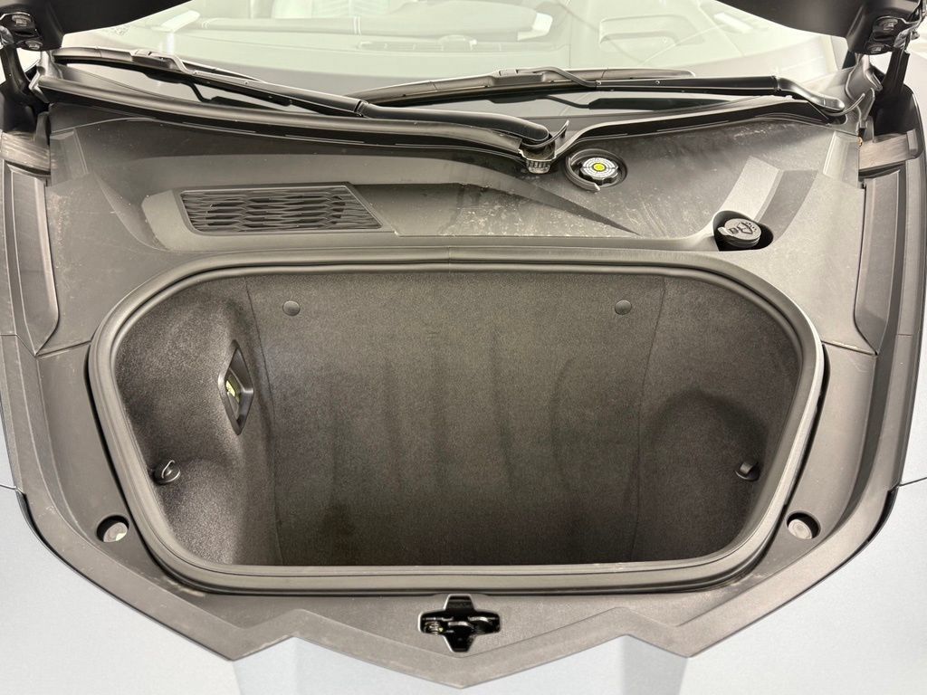 Used 2021 Chevrolet Corvette Stingray Premium Cpe w/ Z51 Performance Package RWD image 30