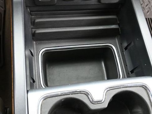 Used 2015 GMC Sierra 1500 SLT w/ SLT Crew Cab Value Package image 19