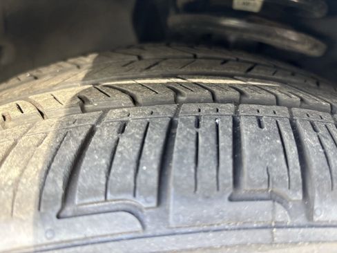 Used 2023 BMW 330i Sedan w/ Premium Package RWD image 31