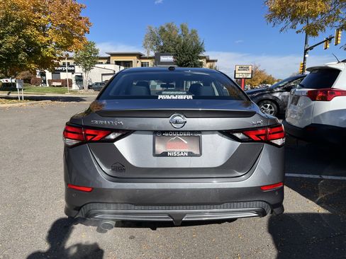 Certified 2023 Nissan Sentra SR w/ Trunk Package image 7