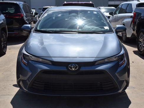 Used 2026 Toyota Corolla LE FWD image 3