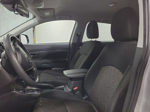 Used 2024 Mitsubishi Outlander Sport ES AWD/4WD image 14
