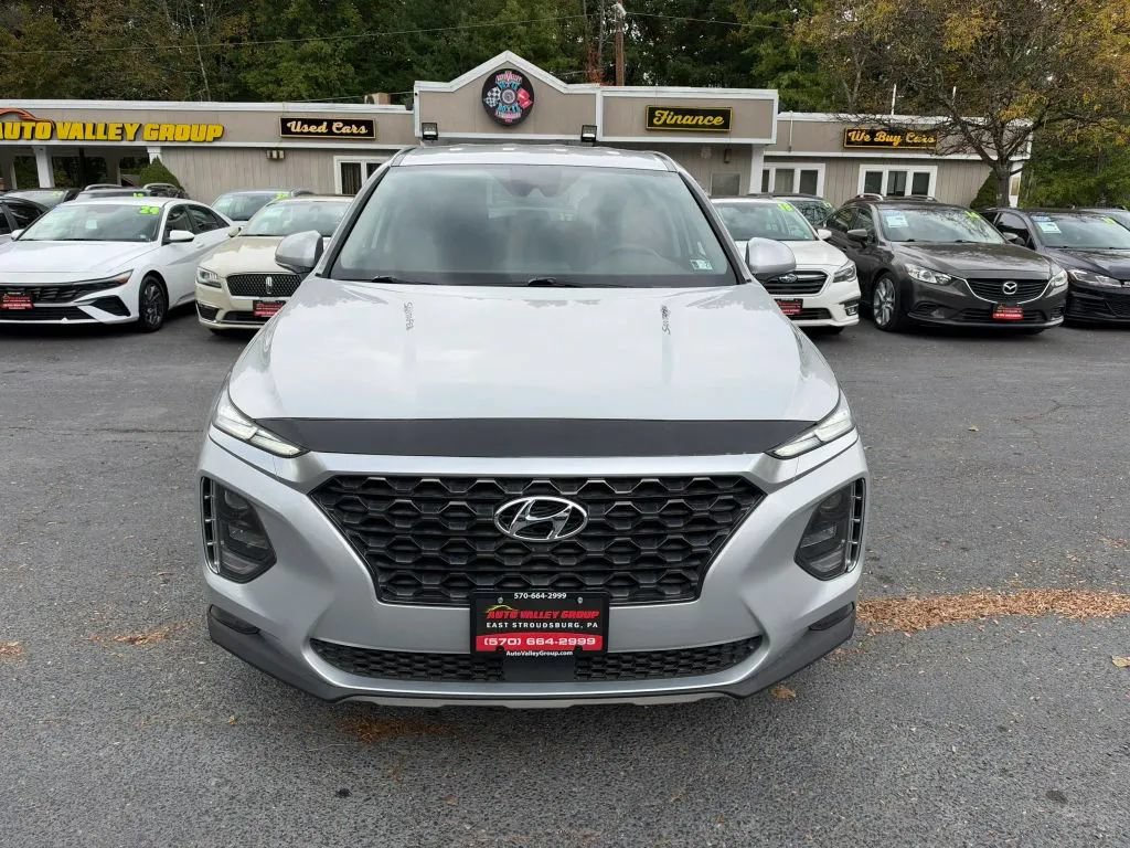 Used 2019 Hyundai Santa Fe SEL AWD/4WD image 3