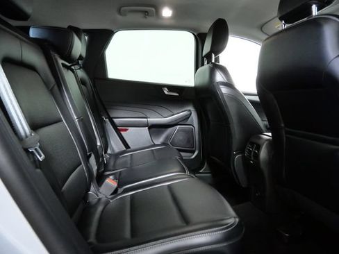 Certified 2025 Ford Escape Platinum AWD/4WD image 13