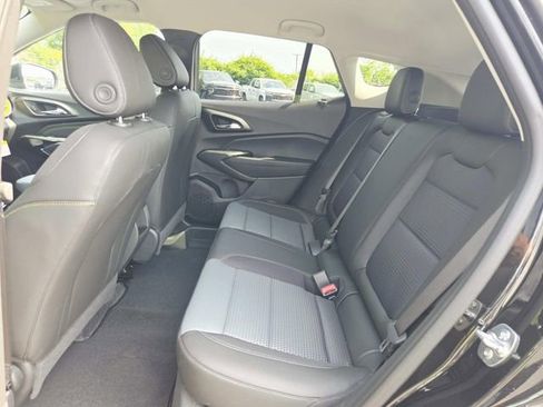 New 2026 Chevrolet Trax LT w/ Driver Confidence Package FWD image 9
