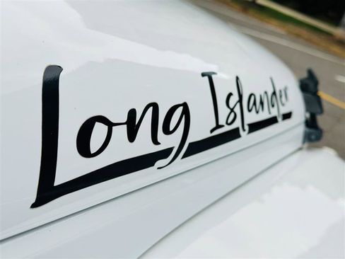 Used 2015 Jeep Wrangler Unlimited Sahara image 27