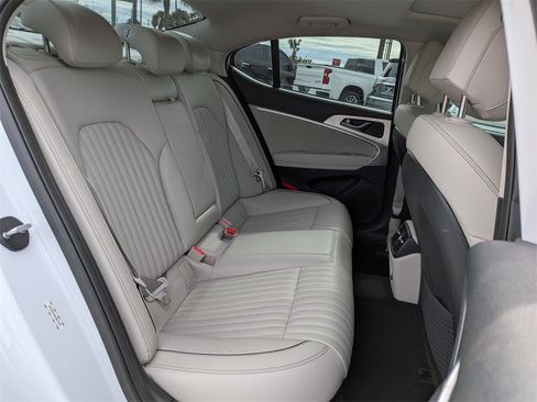 Used 2019 Genesis G70 2.0T Advanced w/ Elite Package image 14