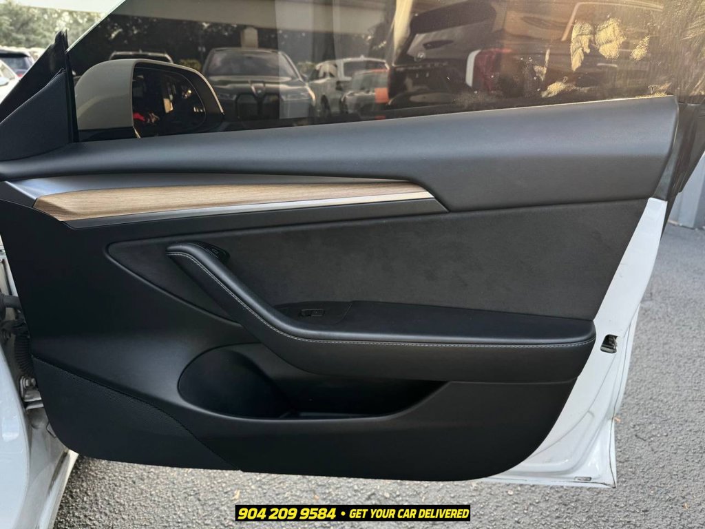 Used 2021 Tesla Model 3 Performance AWD/4WD image 30
