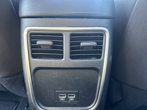 Used 2023 Dodge Charger SXT image 27