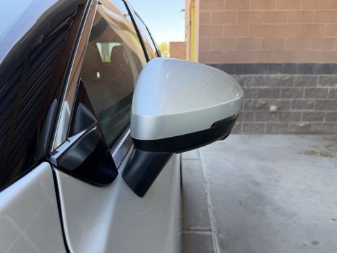 Used 2022 Nissan Rogue SL FWD image 12