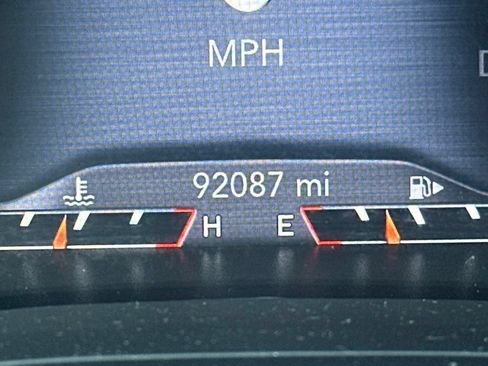 Used 2021 Jeep Cherokee Trailhawk w/ Sun, Sound & Nav Group AWD/4WD image 27