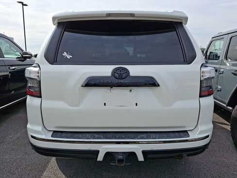 Used 2019 Toyota 4Runner Limited AWD/4WD image 4