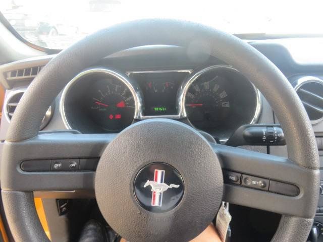 Used 2007 Ford Mustang Coupe RWD image 11