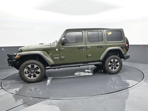 Used 2020 Jeep Wrangler Unlimited Sahara w/ Dual Top Group AWD/4WD image 5