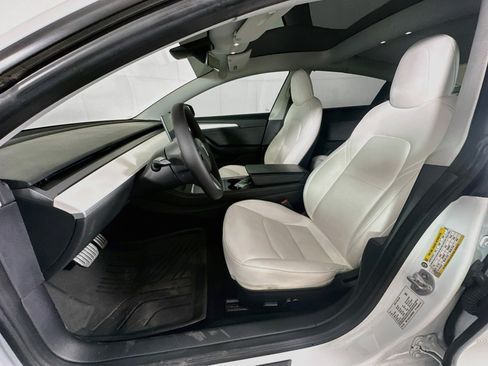 Used 2021 Tesla Model 3 Standard Range Plus RWD image 13