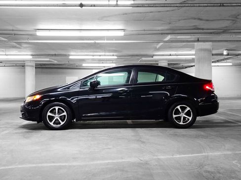 Used 2015 Honda Civic SE image 13