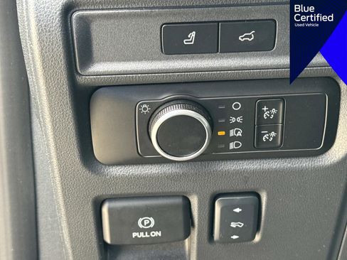 Used 2024 Ford Expedition Max XLT image 27