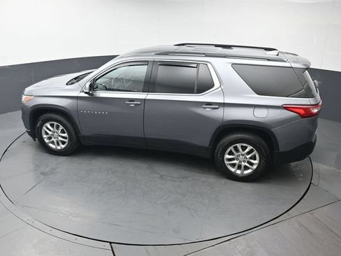 Used 2021 Chevrolet Traverse LT AWD/4WD image 38