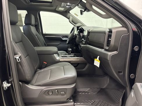 New 2026 Chevrolet Silverado 1500 LTZ w/ LTZ Premium Package AWD/4WD image 40