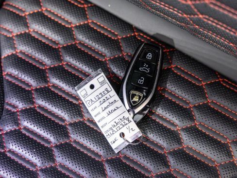 Used 2021 Lamborghini Urus AWD/4WD image 53