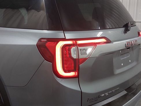 Used 2023 GMC Acadia SLE w/ Driver Convenience Package image 36