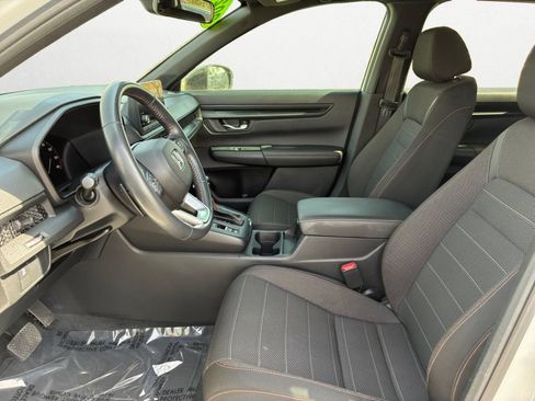 Used 2023 Honda CR-V Sport image 8