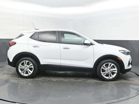 Used 2023 Buick Encore GX Preferred w/ Cold Weather Comfort Package image 8