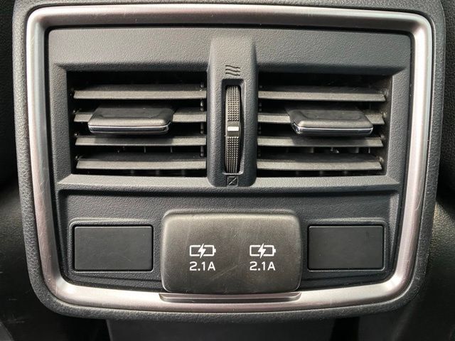 Used 2021 Subaru Forester Premium AWD/4WD image 14