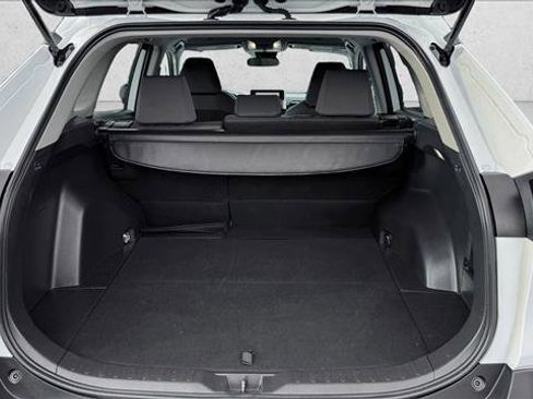 Used 2025 Toyota RAV4 XLE image 8