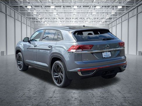 Used 2022 Volkswagen Atlas Cross Sport SE AWD/4WD image 3