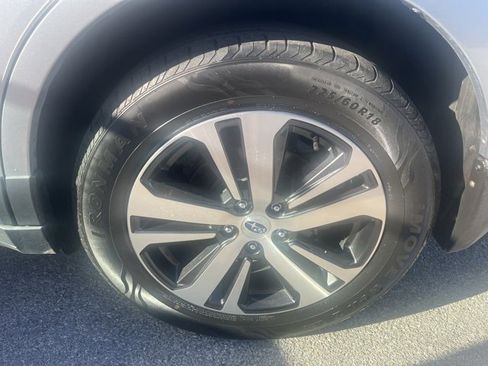 Used 2019 Subaru Outback 2.5i Limited image 13