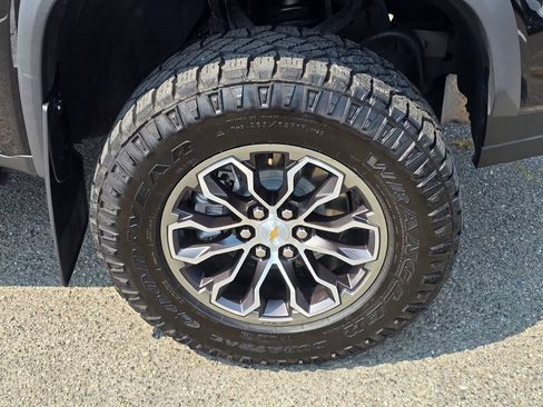 Used 2022 Chevrolet Colorado ZR2 AWD/4WD image 10