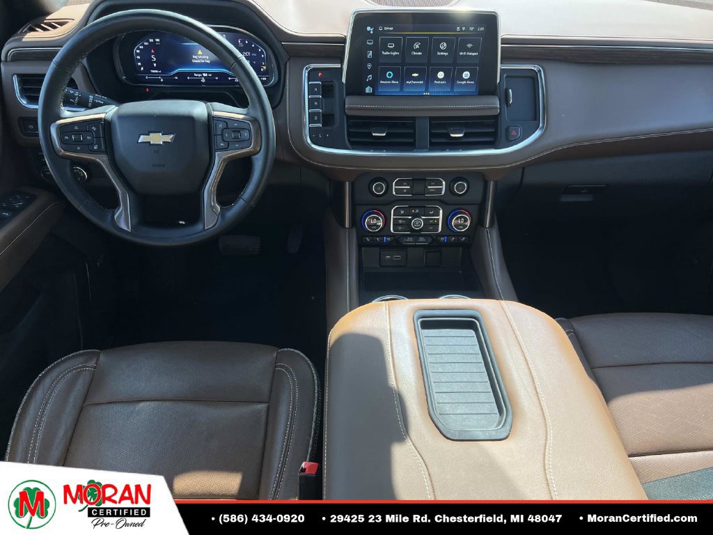 Used 2023 Chevrolet Suburban High Country w/ Premium Package 2 AWD/4WD image 15