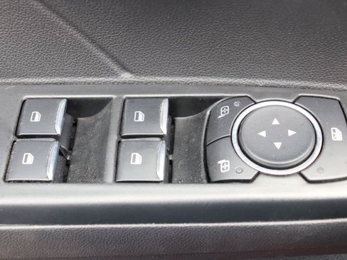 Used 2025 Ford Escape ST-Line Select AWD/4WD image 44