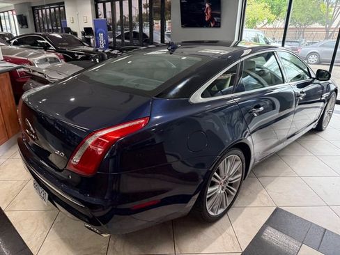 Used 2014 Jaguar XJ L Portfolio RWD image 14