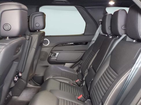 New 2026 Land Rover Discovery S AWD/4WD image 24