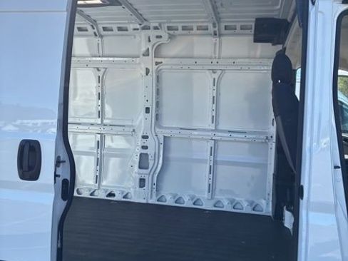 Used 2023 RAM ProMaster 2500 FWD image 22