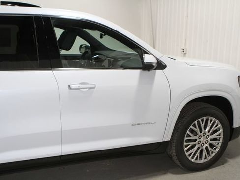 New 2026 GMC Acadia Denali w/ Super Cruise Package AWD/4WD image 37