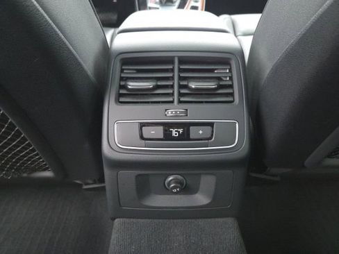 Used 2022 Audi A5 2.0T Premium image 19