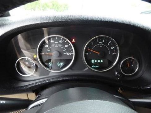 Used 2012 Jeep Wrangler Unlimited Sahara w/ Trailer Tow Group AWD/4WD image 17