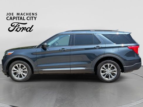 Used 2023 Ford Explorer XLT w/ Equipment Group 202A AWD/4WD image 8